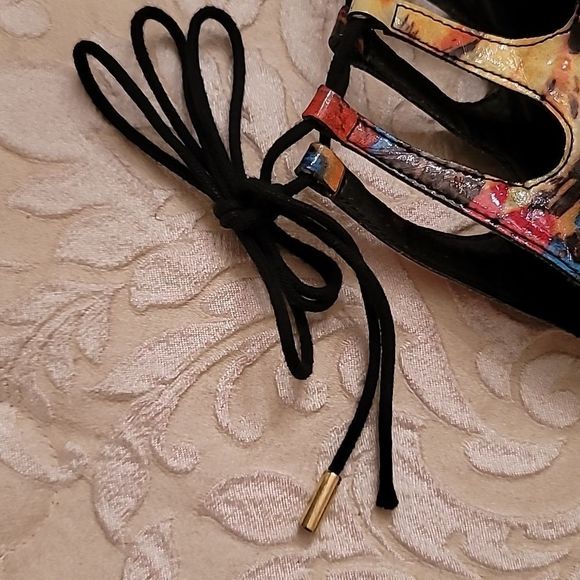 Steve Madden Cythiaa Floral Multi Lace-Up Peep Toe Booties - Picture 11 of 11